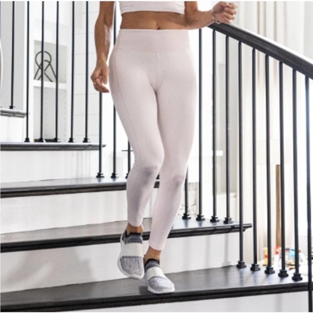 Feat x Jana Kramer Women's Rose Quartz Leggings NWT Size XXL